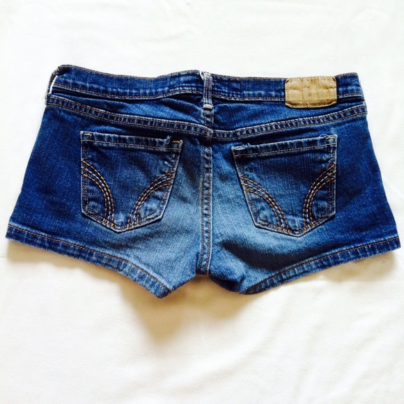 Low Rise Shorts. - Picture 2 of 2