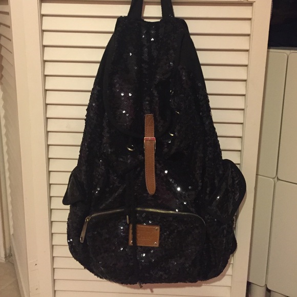 FLASH SALE ⚡️ PINK Black sequined book bag!