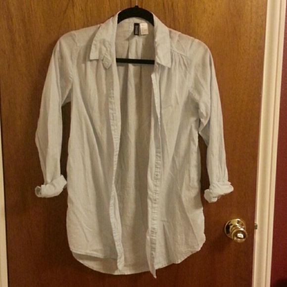 Long sleeve light blue shirt