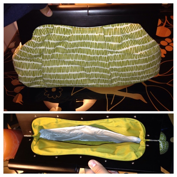 "Old Navy" great spring clutch!!