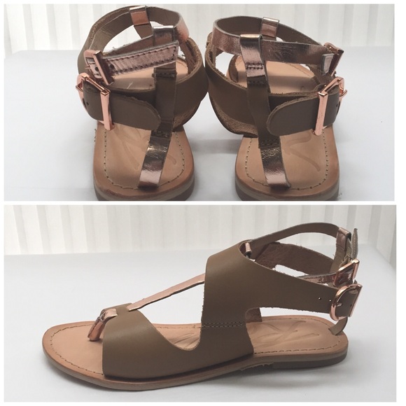 ❌Sold in Bundle❌Two Tone Flat Leather Sandals. 6 - Picture 3 of 4