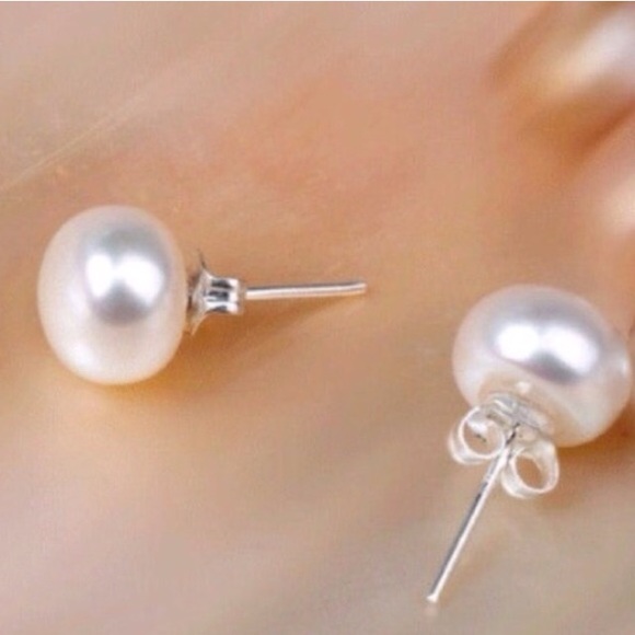 925 sterling silver real freshwater pearl earrings - Picture 2 of 3