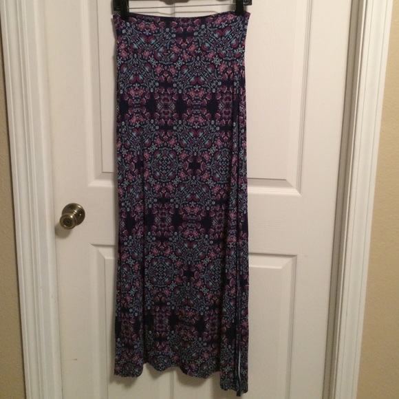 Maxi skirt