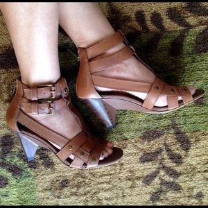 Lucky Brand Strappy Gladiator Sandals