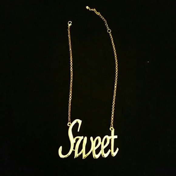 Gold platted necklace