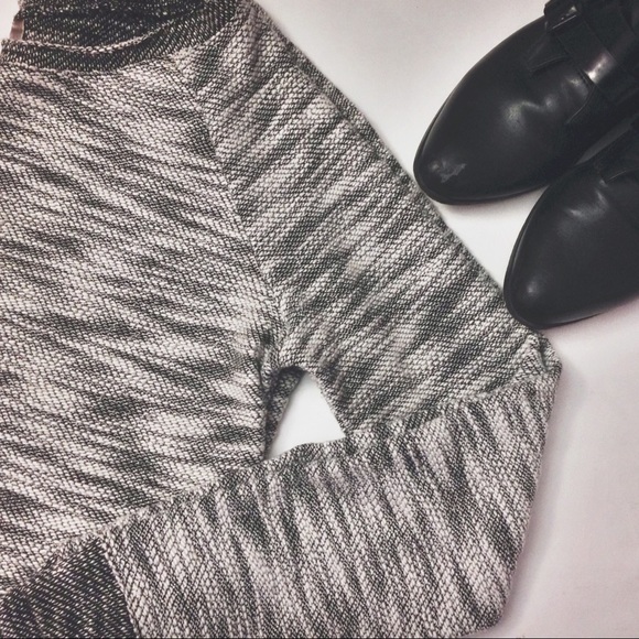 💥NWOT💥 Black White Marled Cropped Sweater Top