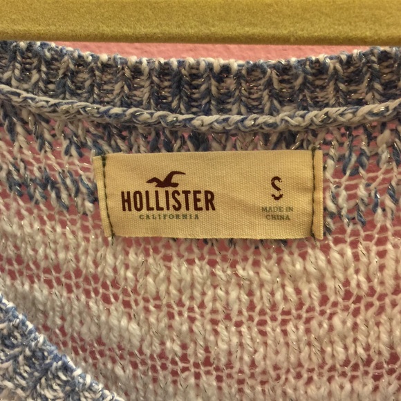 Hollister sweater - Picture 2 of 2