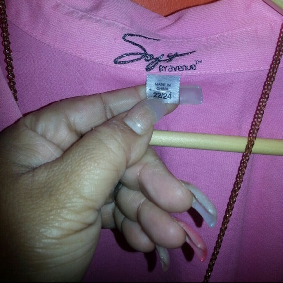 Plus Size Pink Top - Picture 4 of 4