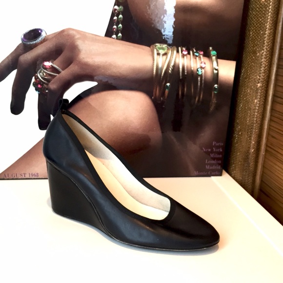 Repetto Shoes - Rapetto wedges. Black leather combination