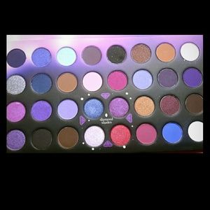 BH PARTY GIRLS Eyeshadow brand new