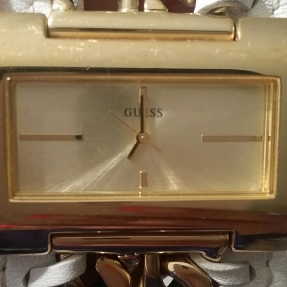 Authentic Guess watch - Picture 2 of 4