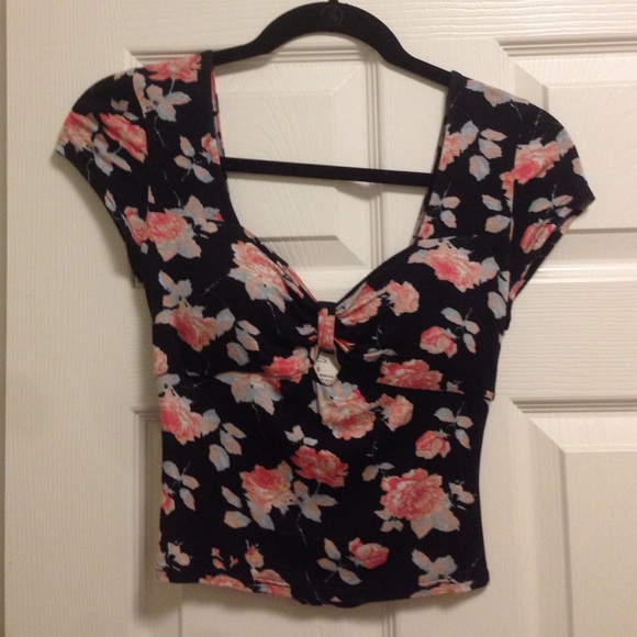 Urban Outfitters Pins and Needles Floral Crop Top