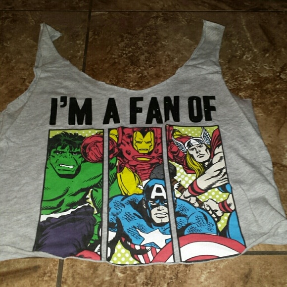 Im a fan of ...  Gray Superhero tee