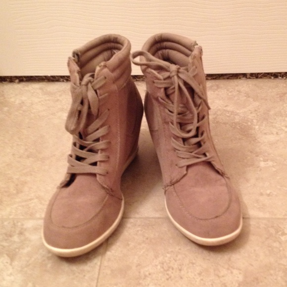 Also Studded Wedge Sneaker! - Picture 2 of 2