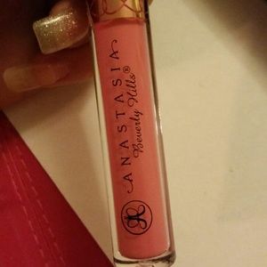 Anastasia Beverly Hills Liquid lipstick