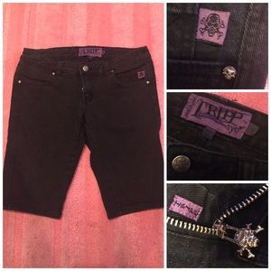 Tripp NYC Black Skater Boy Jean Skull Short size 9