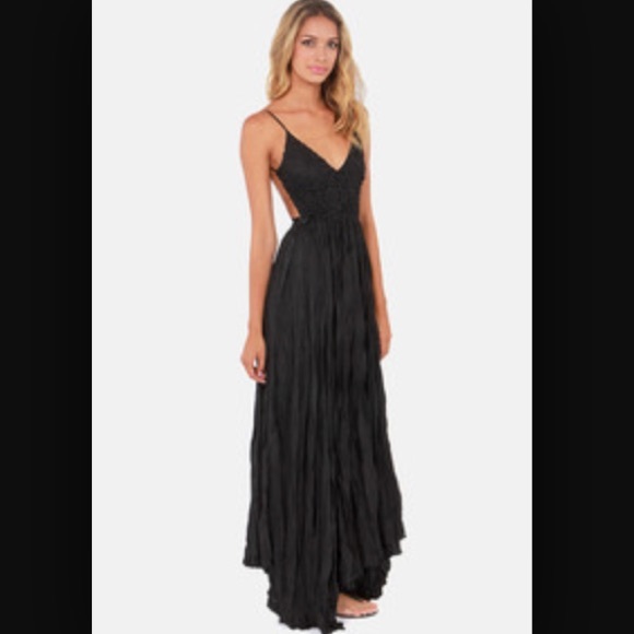 ⛔️SOLD ON Ⓜ️️️ercari⛔️ NEW Crocheted Maxi Dress