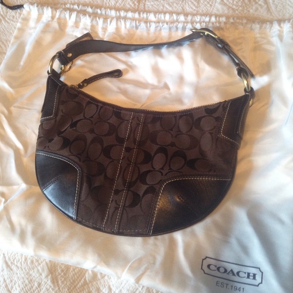 👜Small Brown Coach Bag 💁🏼