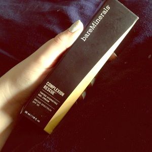 Complexion rescue by BareMinerals (03 buttercream)