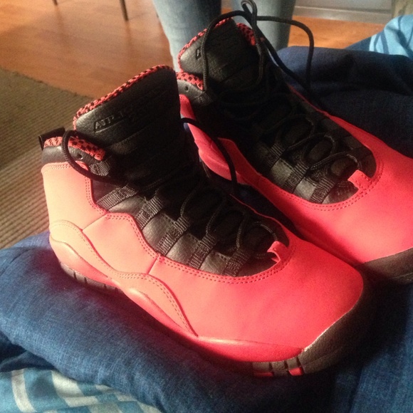 Jordans real ones size 5 worn one time