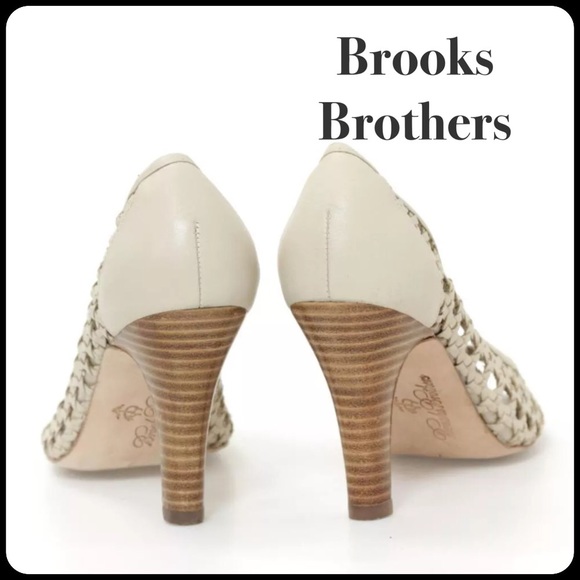 ❤️️Host Pick  Gorgeous Brooks Brothers Heels - Picture 2 of 4