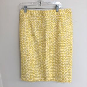 Yellow pencil skirt