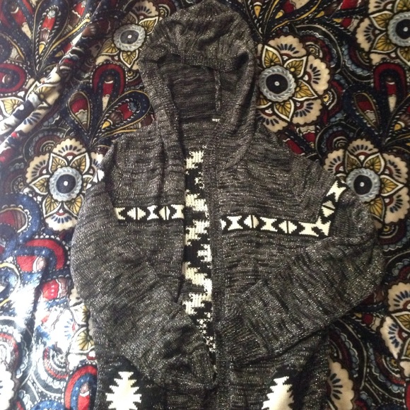 Tribal print cardigan