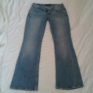 EUC Too Superlow Levi's 524 jeans 3 short