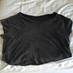 Grey/black cropped t-shirt