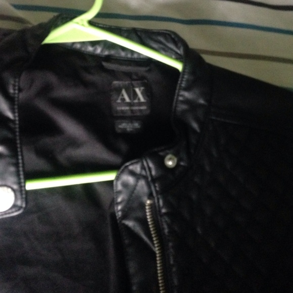 Leather jacket - Picture 2 of 3