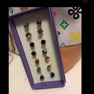 7 PAIRS NEW Swarovski ELEMENTS