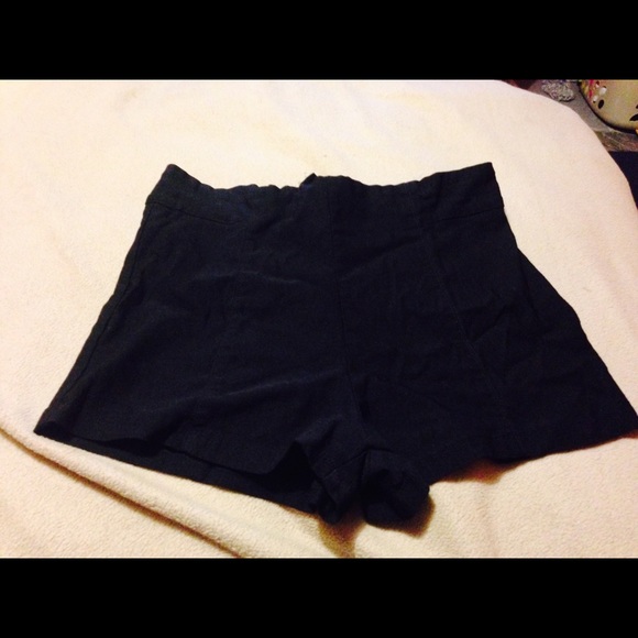 Waist High shorts