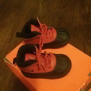 5c Nike boots Toddler