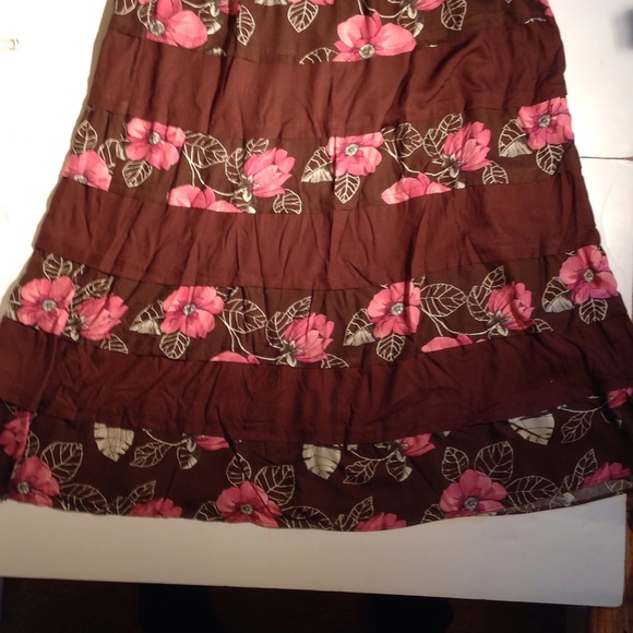 Paradiso long salsa skirt Brand New Beautiful. - Picture 4 of 4