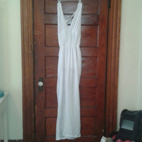 EUC! White flowey chiffon jumpsuit S - Picture 1 of 3