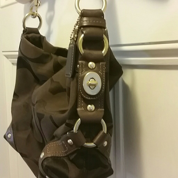 Authentic coach Carly chocolate brown canvas hobo - Picture 2 of 4