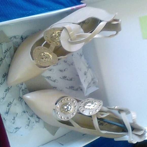 Ladies high heel