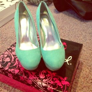 Mint  Suede Wedges