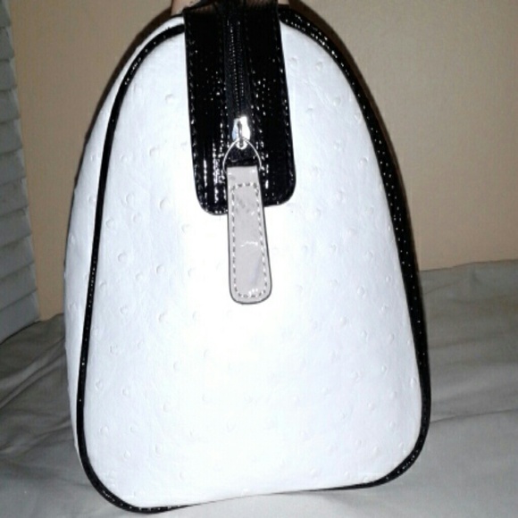 guess handbags sale 19 off guess handbags guess satchel handbag sale guess handbags sale 19 off guess handbags guess satchel handbag sale