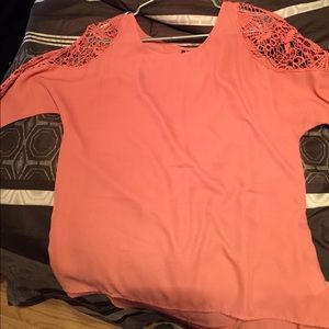 Coral flowy top