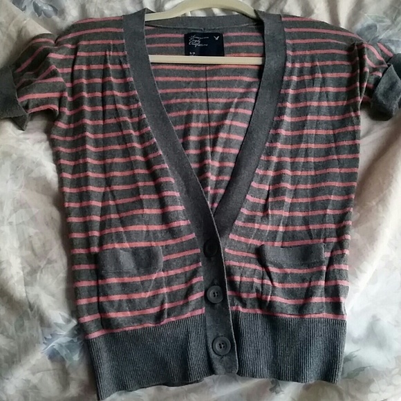 Short sleeve cardigan