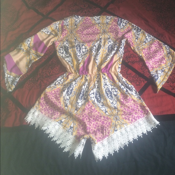 LAST❗️Floral Print Blending Romper - Picture 3 of 3