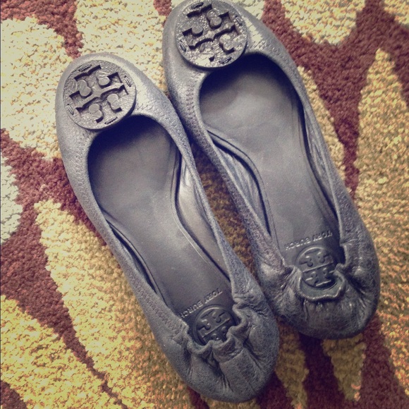 Tory burch 7.5 black leather reva aviator flats