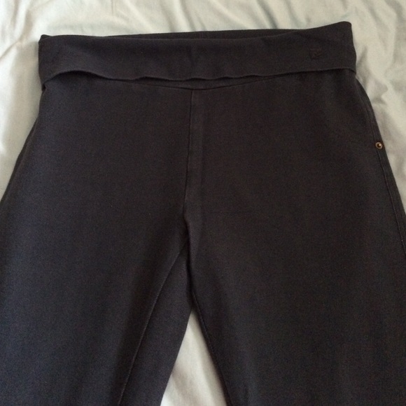 Aerie by American Eagle Jeanlike Yoga Pants