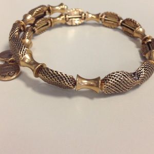 Alex and ani RARE indie spirit wrap