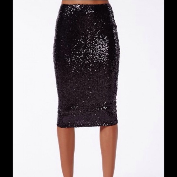 ❤️Brand New Never Worn Black Sequin Skirt❤️