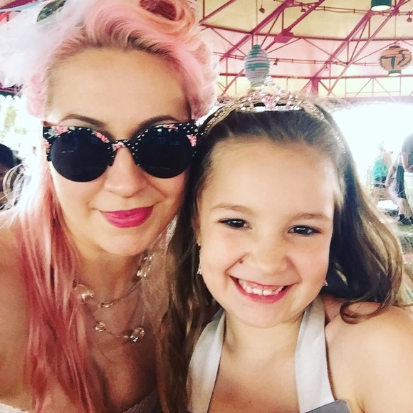 Meet the seller! - Picture 4 of 8