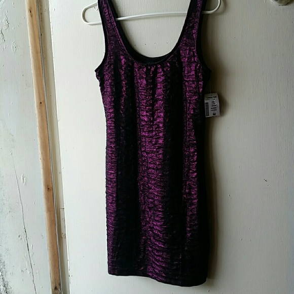 Love Culture NWT Stretch BodyCon Dress Medium