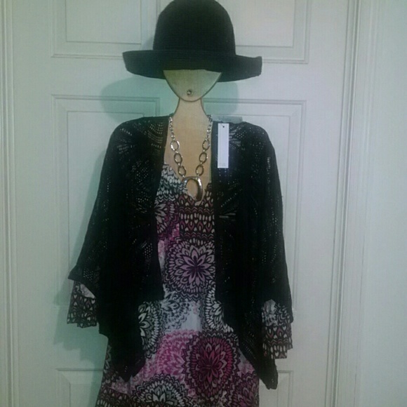 NEW SALE NWT. BLACK LACEY BOLERO