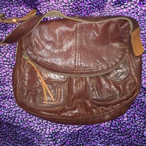 🌟 Lucky Brand Distressed Dark Brown Stash Purse🌟